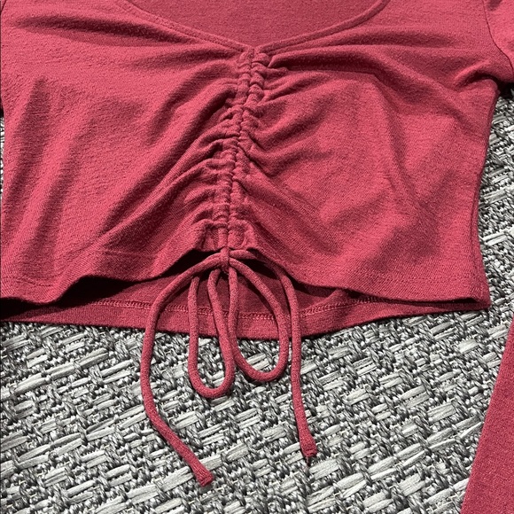 Wilfred Free | Cropped Cinched Long Sleeve - Picture 2 of 7